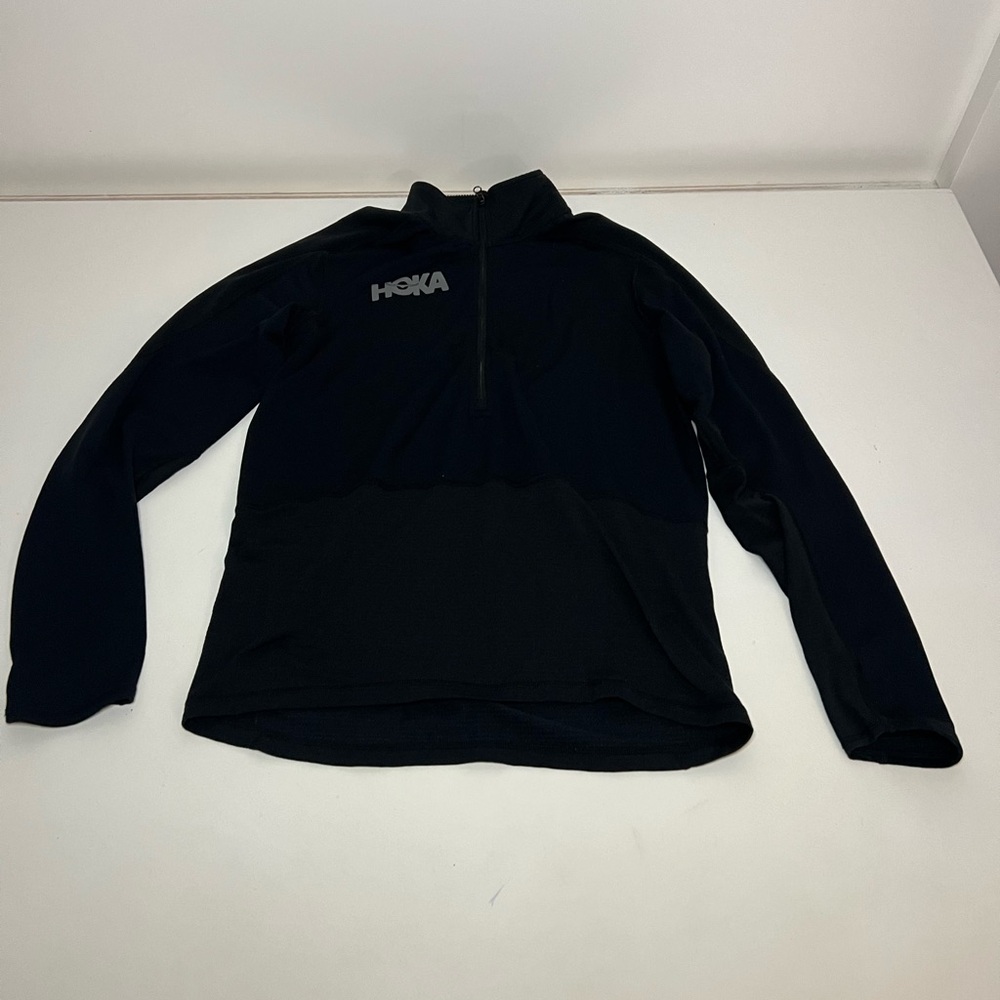 HOKA Black long-sleeved fleece